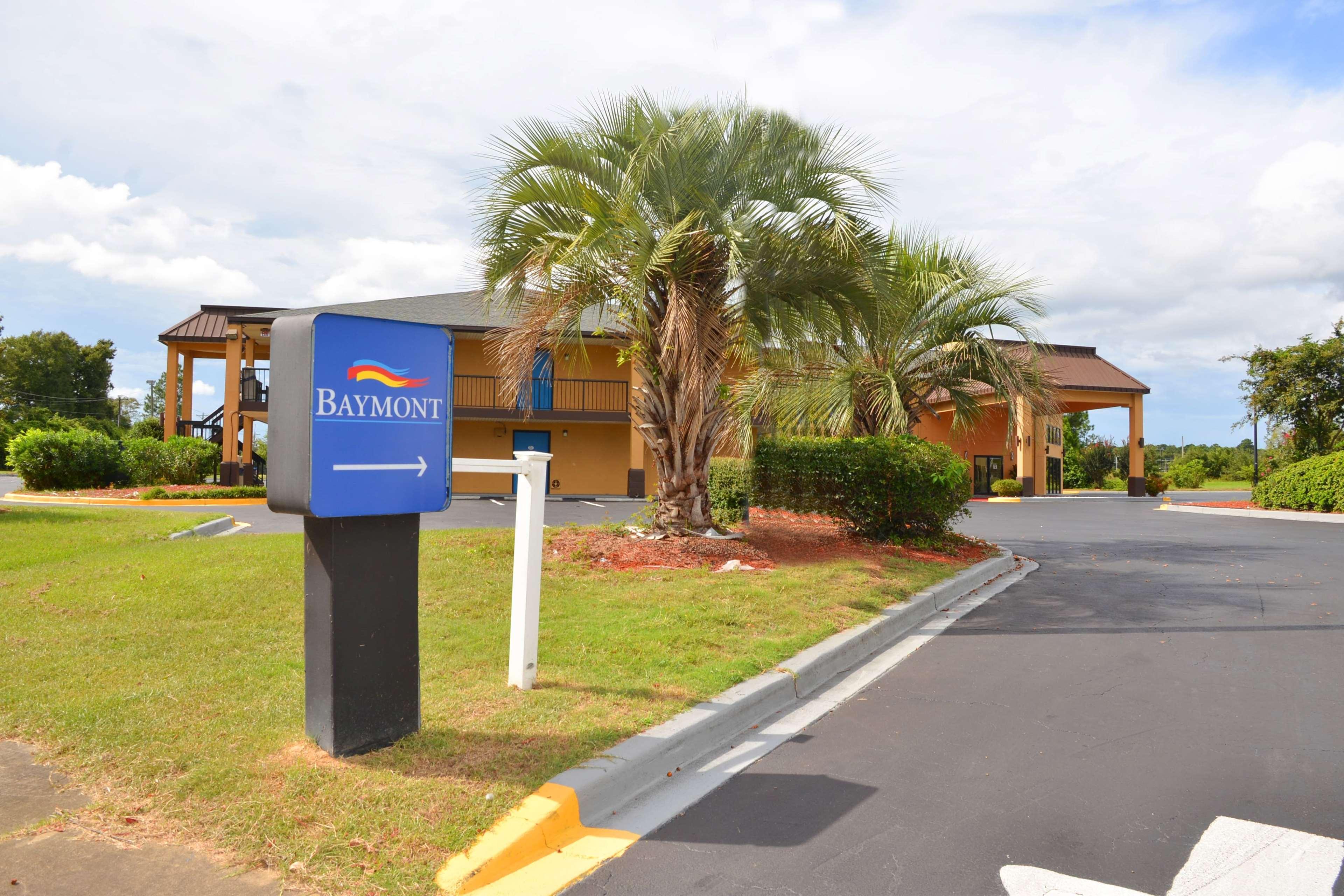 Baymont By Wyndham Santee Motel Екстериор снимка